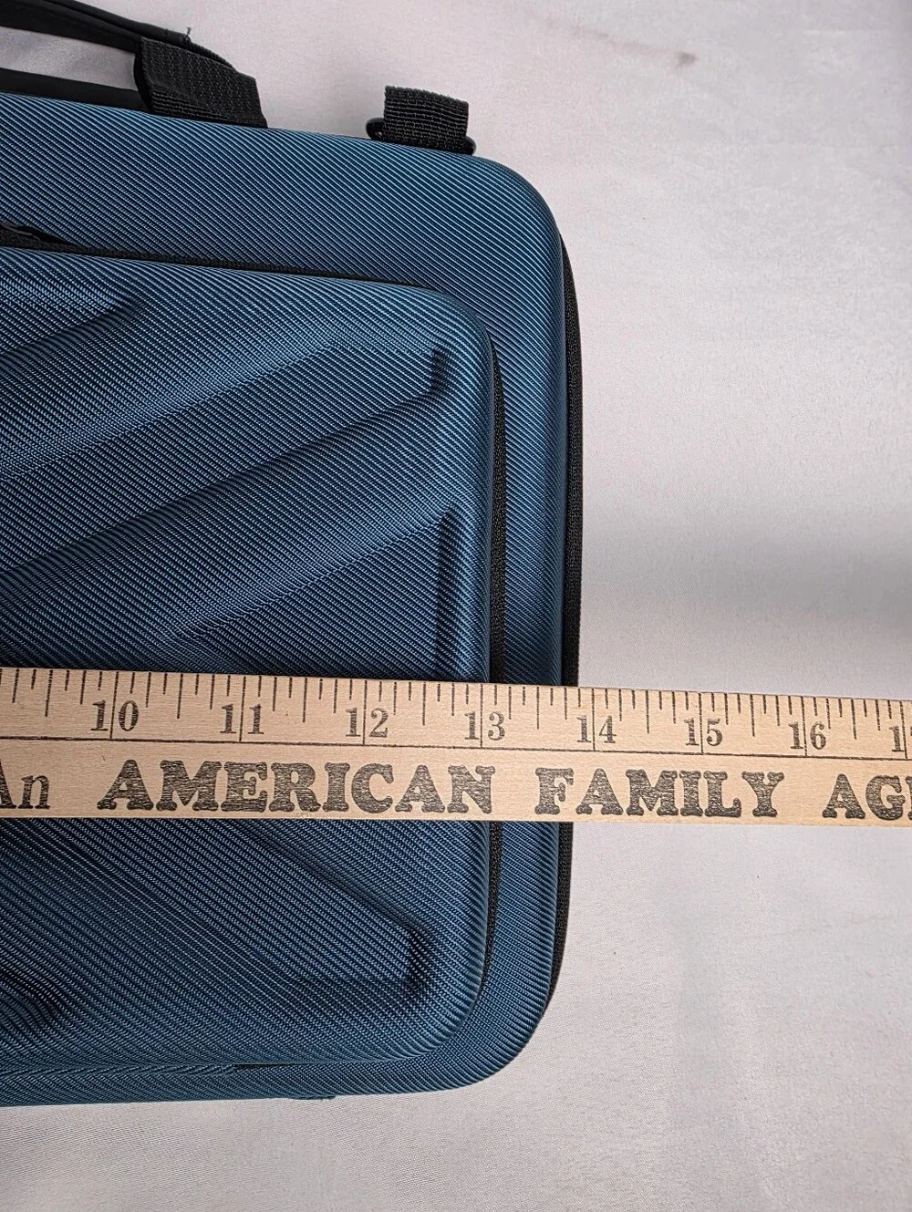 NWOT Mosiso Teal Blue Hard Shell Laptop Case Waterproof